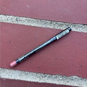 NYX Matte Lip Pencil - BRUNCH ME